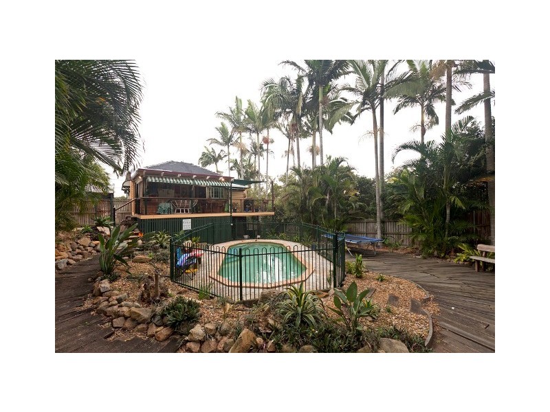 46 Abbotsleigh Street, Holland Park QLD 4121