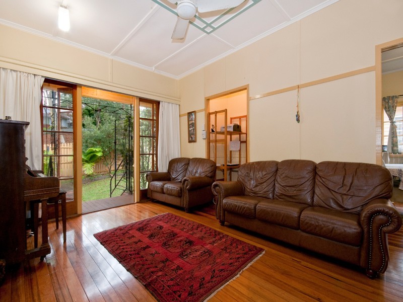 77 Homestead Street, Moorooka QLD 4105