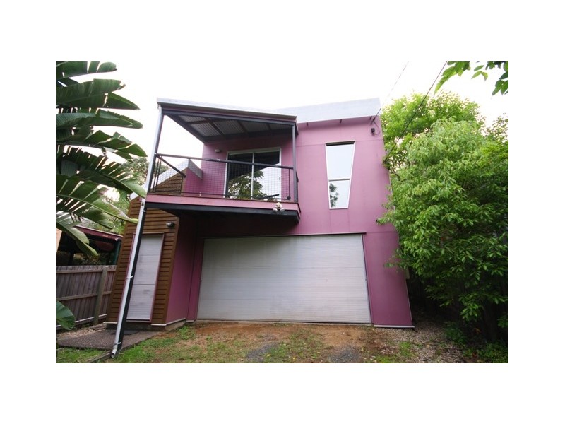 27 Regent Street, Woolloongabba QLD 4102