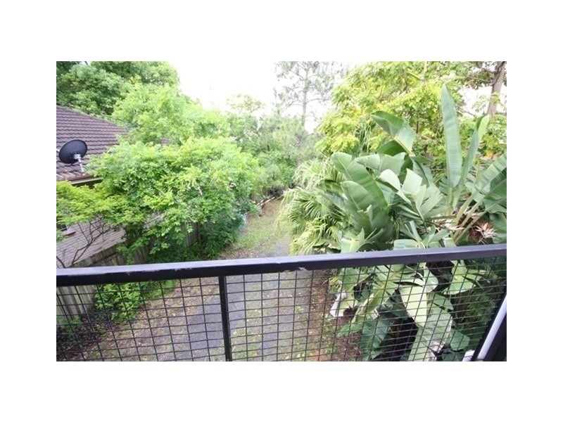 27 Regent Street, Woolloongabba QLD 4102