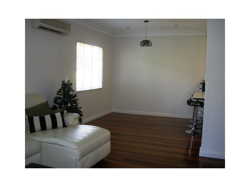 23 Weal Ave, Tarragindi QLD 4121