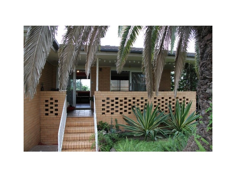 15 Vasey Street, Moorooka QLD 4105