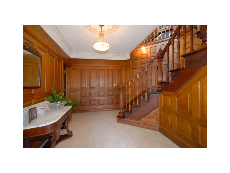 16 Tamarang Street, Tarragindi QLD 4121