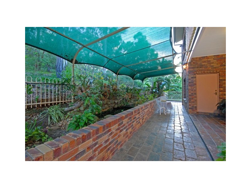 16 Tamarang Street, Tarragindi QLD 4121