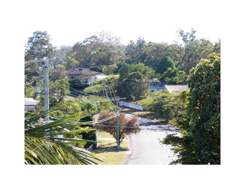 65 Fegen Drive, Moorooka QLD 4105