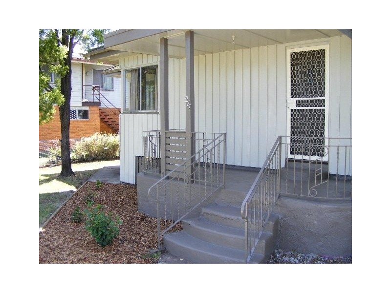 24 Bale Street, Rocklea QLD 4106