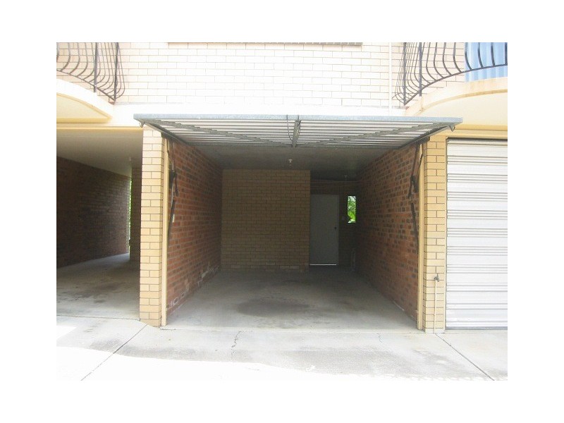 2/12 Holmes Street, Moorooka QLD 4105