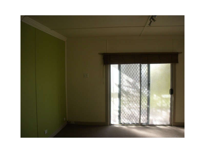92 Marshall Road, Rocklea QLD 4106