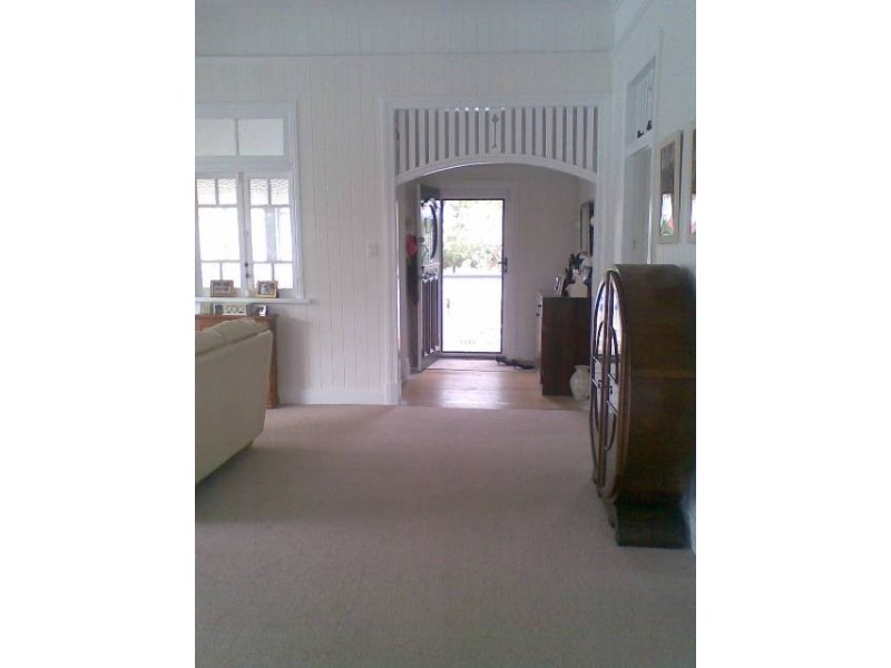 13 Archibald Street, Fairfield QLD 4103