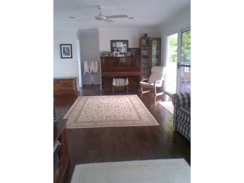 13 Archibald Street, Fairfield QLD 4103