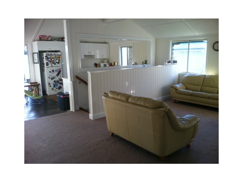 13 Archibald Street, Fairfield QLD 4103