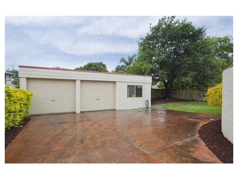 56 Clifton Street, Moorooka QLD 4105