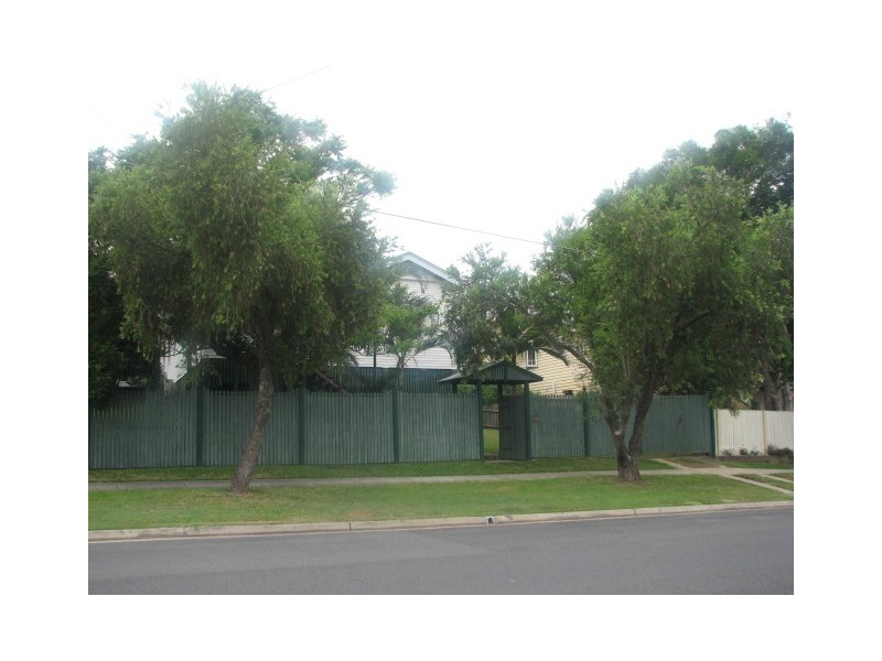 63  Longeuval Street, Annerley QLD 4103