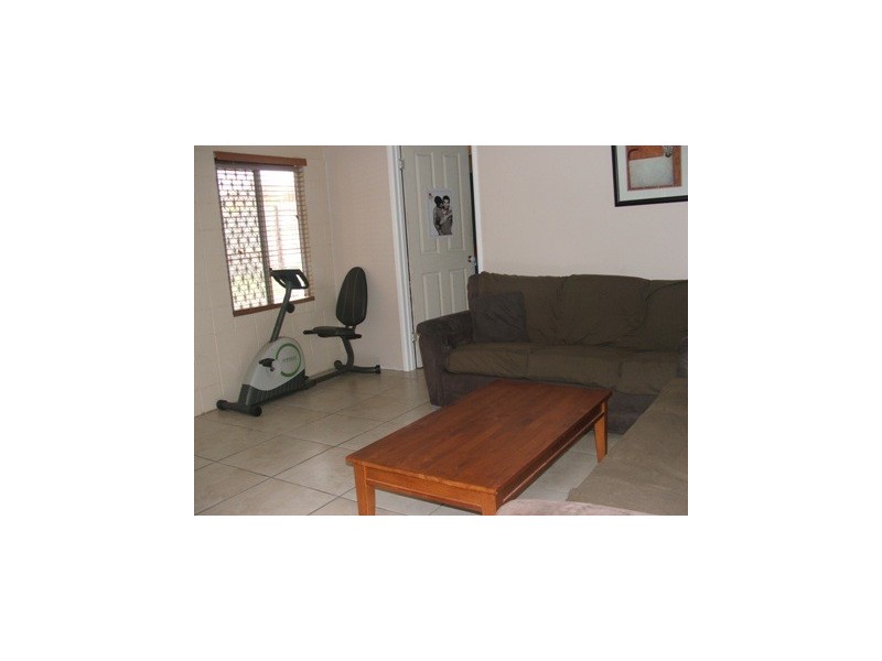 80 Hammersmith Street, Coopers Plains QLD 4108