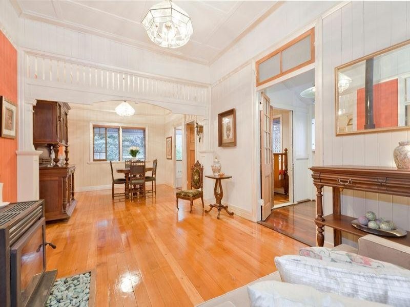 4  Delville Avenue, Moorooka QLD 4105