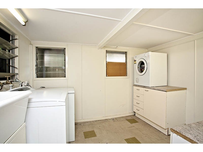 8 Fincastle Street, Moorooka QLD 4105