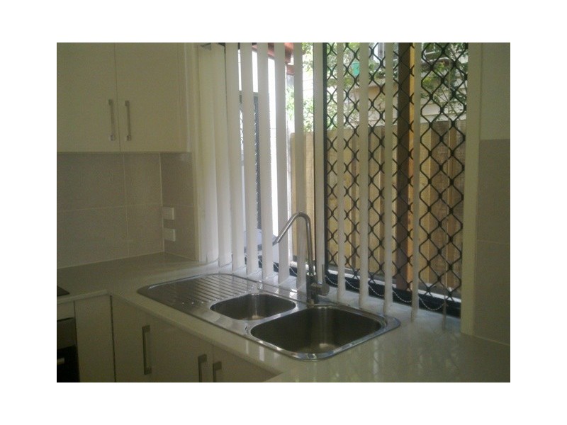 2/34 Wallace Street, Moorooka QLD 4105