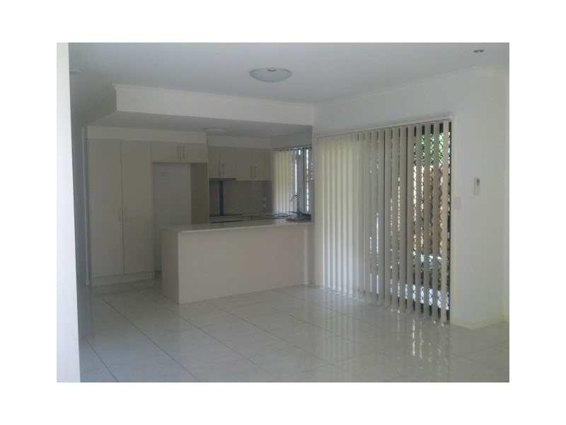 2/34 Wallace Street, Moorooka QLD 4105