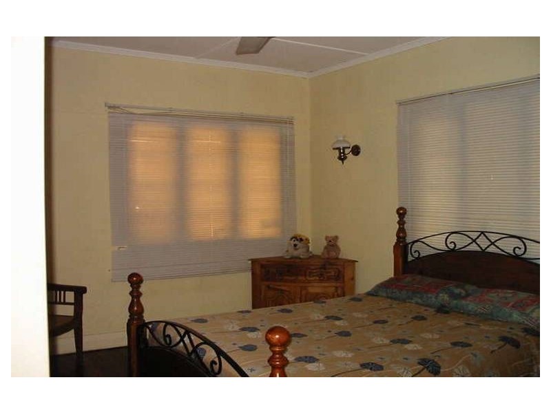 96 Ainsworth Street, Salisbury QLD 4107