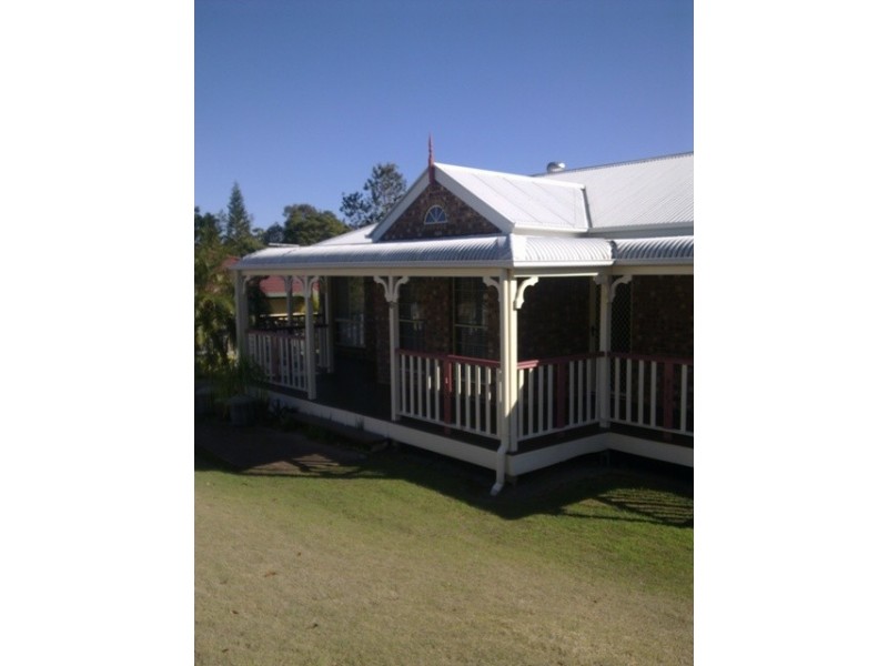 6 Bunya Close, Seventeen Mile Rocks QLD 4073