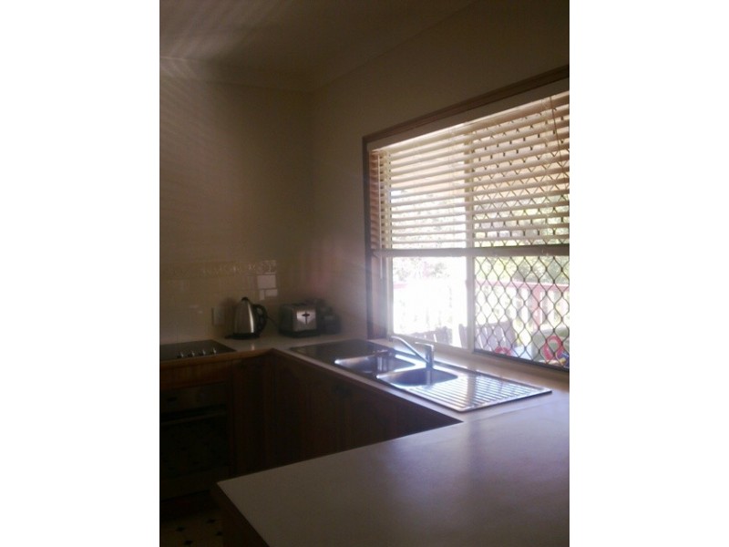 6 Bunya Close, Seventeen Mile Rocks QLD 4073