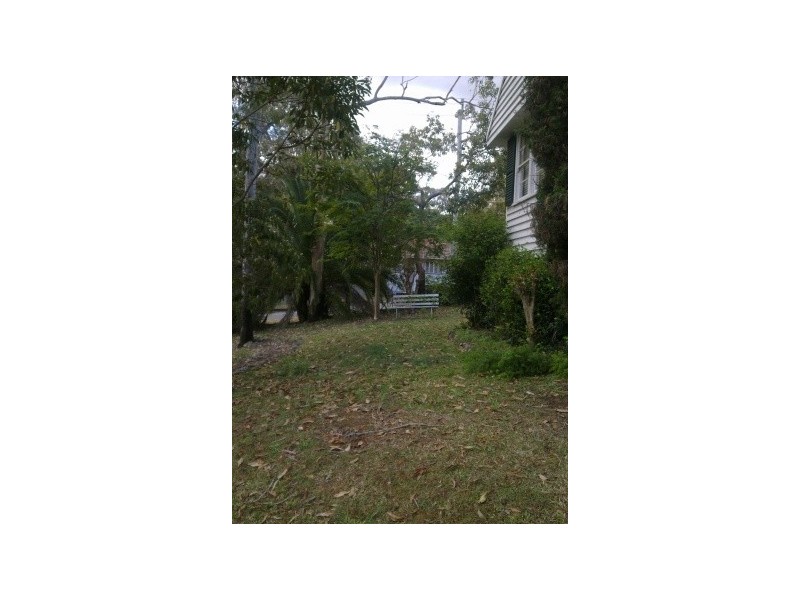 7 Solar Street, Coorparoo QLD 4151