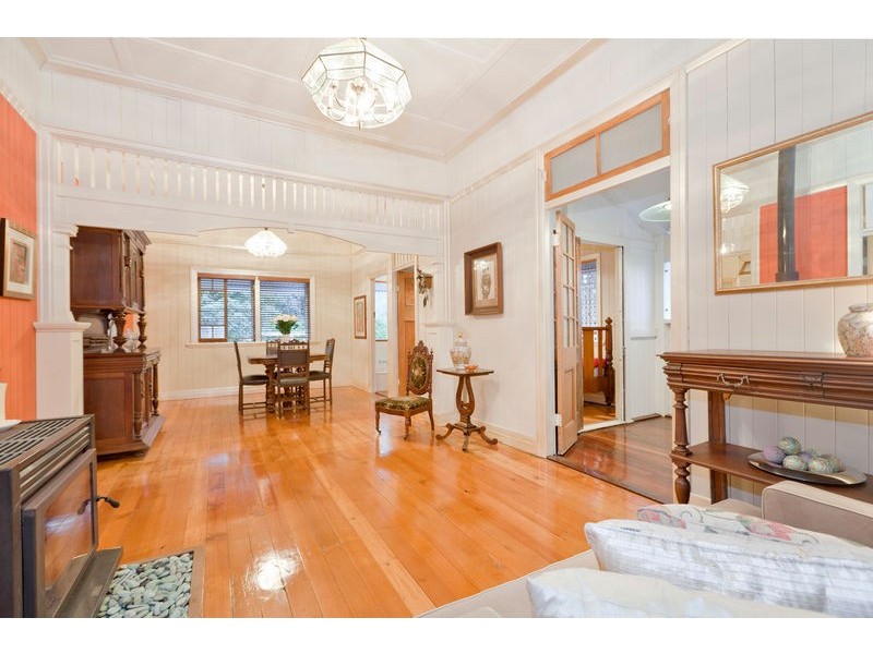 4 Delville Avenue, Moorooka QLD 4105