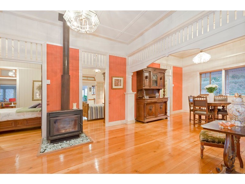 4 Delville Avenue, Moorooka QLD 4105