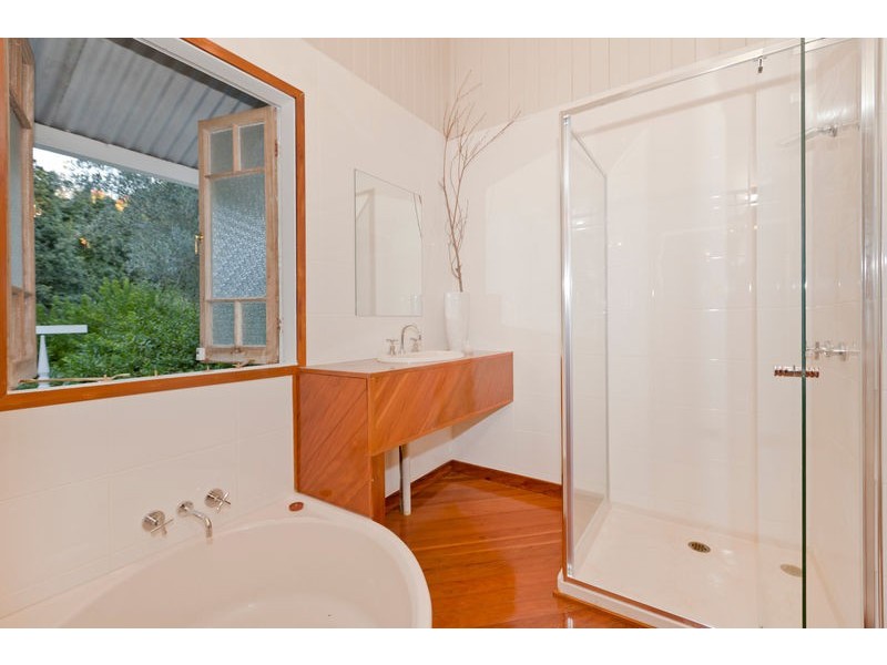 4 Delville Avenue, Moorooka QLD 4105