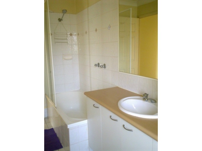 1/8  Koala Road, Moorooka QLD 4105