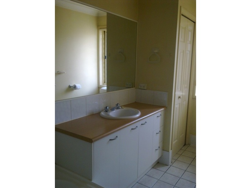 1/8  Koala Road, Moorooka QLD 4105