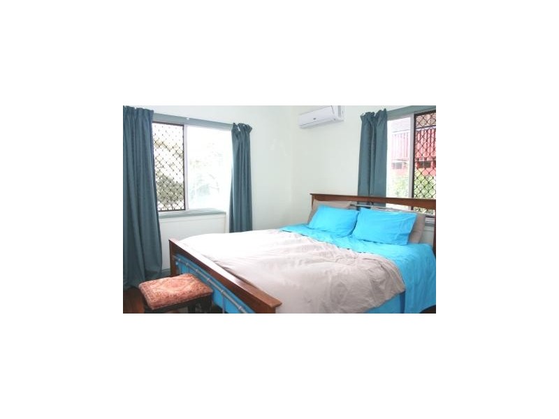 6 Olivia Avenue, Salisbury QLD 4107