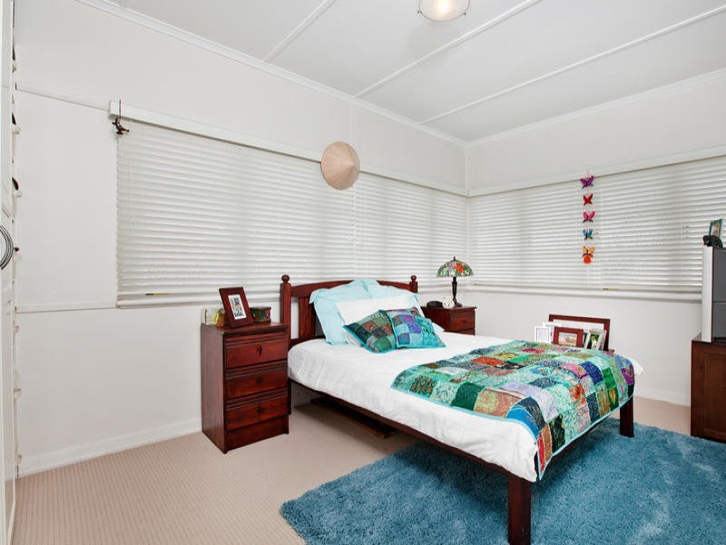 70 Elmes Road, Rocklea QLD 4106