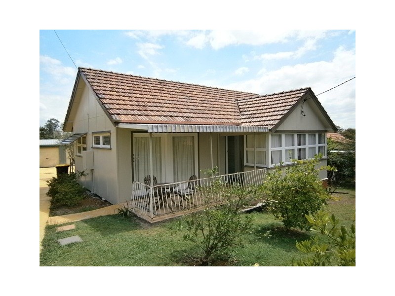 35 Nettleton Crescent, Moorooka QLD 4105