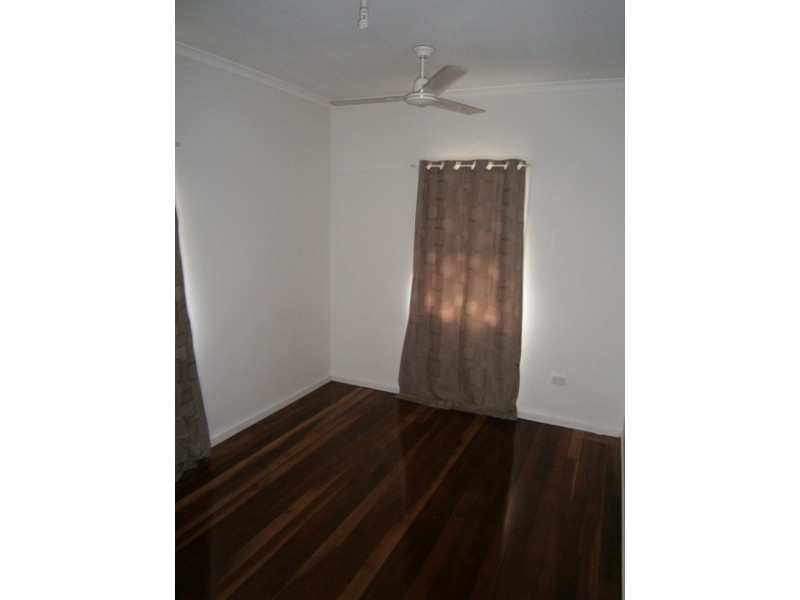 35 Nettleton Crescent, Moorooka QLD 4105