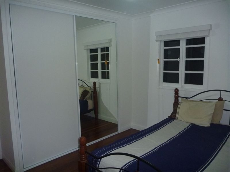 64 Pegg Road, Rocklea QLD 4106