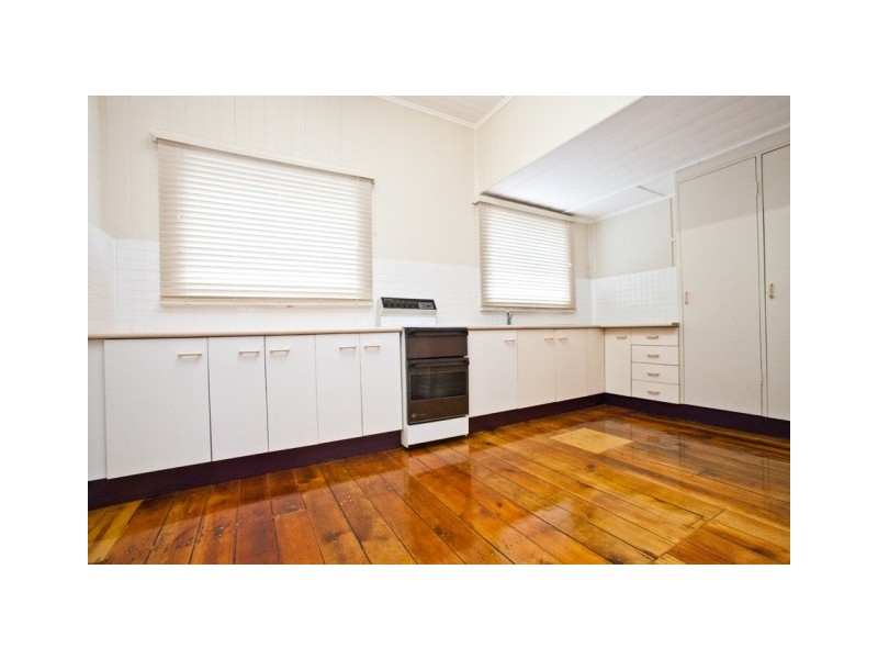 86 Sherwood Road, Rocklea QLD 4106