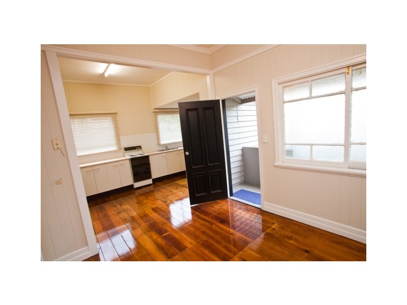 86 Sherwood Road, Rocklea QLD 4106