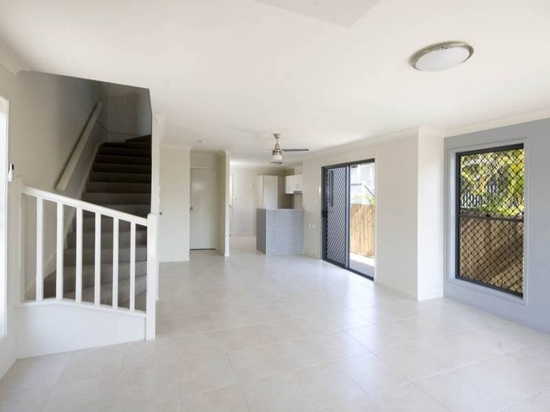 2/84 Villa Street, Yeronga QLD 4104