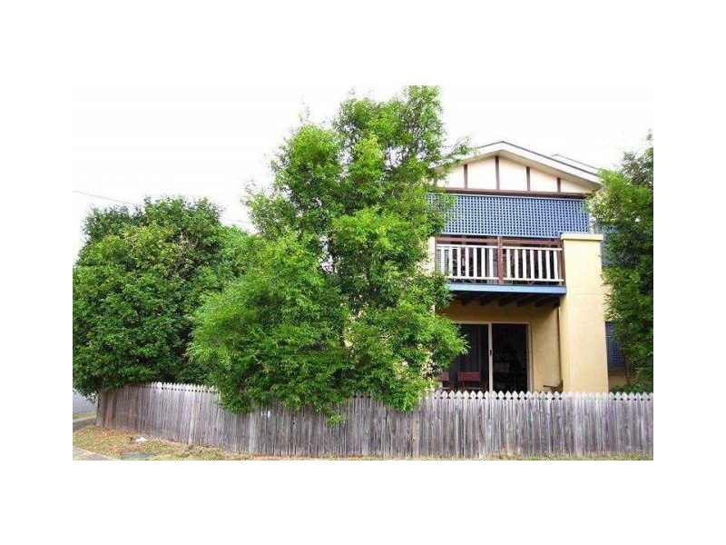 121 Chaucer Street, Moorooka QLD 4105