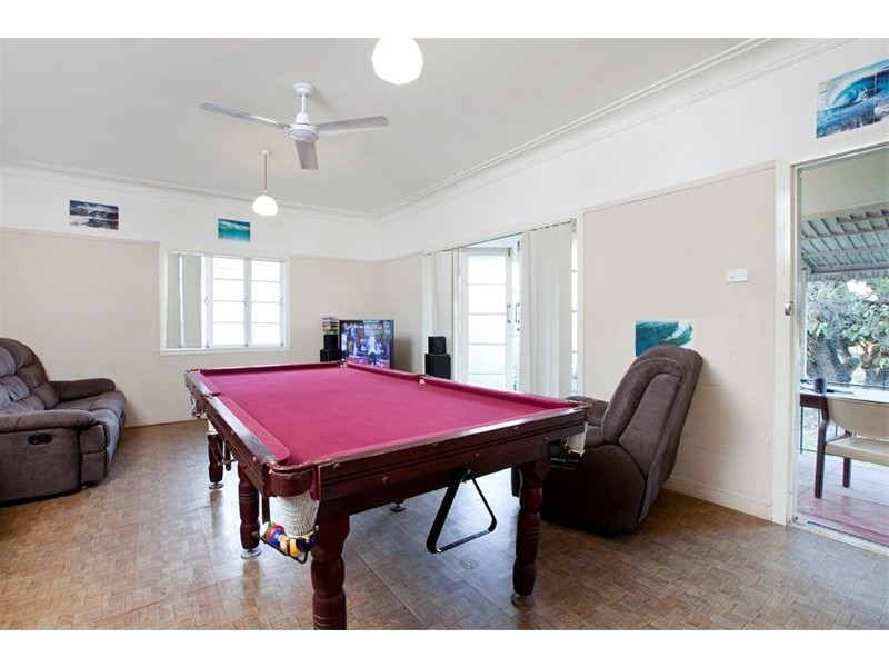 10 Esher Street, Tarragindi QLD 4121