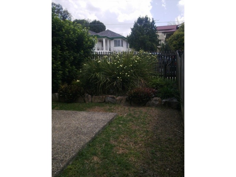 1/8  Koala Road, Moorooka QLD 4105