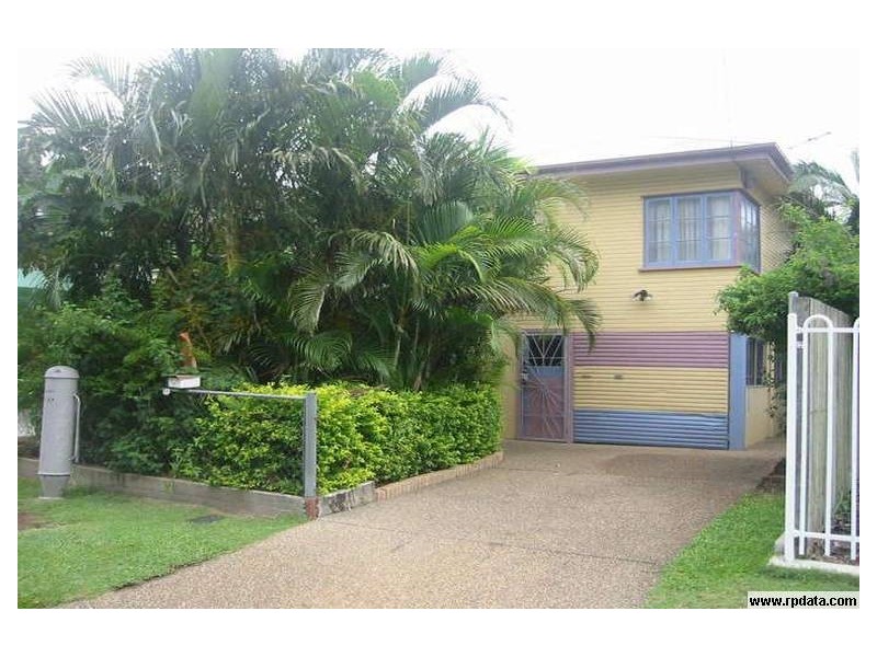 13 Chaucer Street, Moorooka QLD 4105