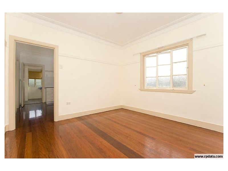 13 Chaucer Street, Moorooka QLD 4105