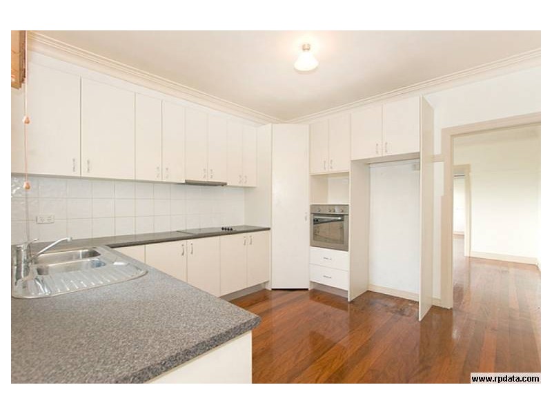 13 Chaucer Street, Moorooka QLD 4105