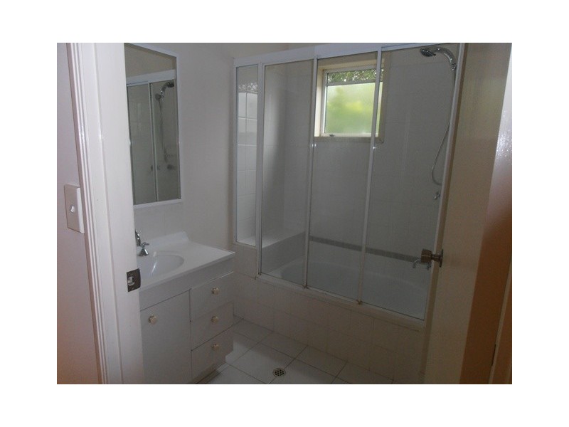 2/16 Wilkie Street, Yeerongpilly QLD 4105