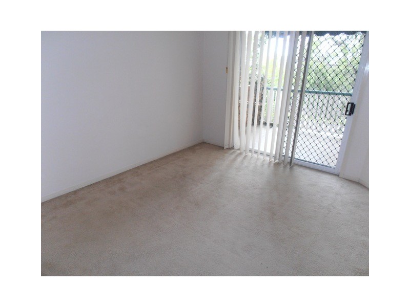 2/16 Wilkie Street, Yeerongpilly QLD 4105