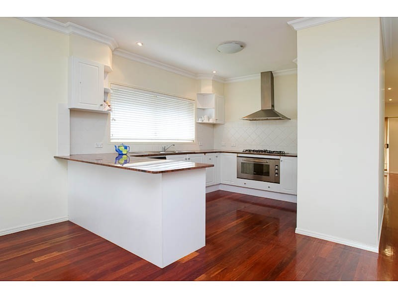 18 Kenway Street, Moorooka QLD 4105