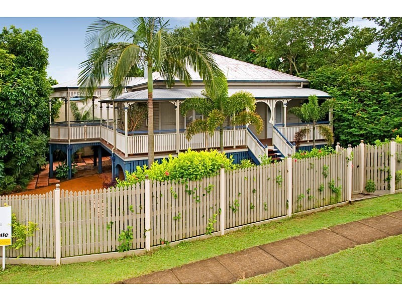 74 Chaucer Street,, Moorooka QLD 4105
