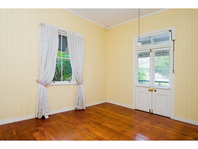 74 Chaucer Street,, Moorooka QLD 4105